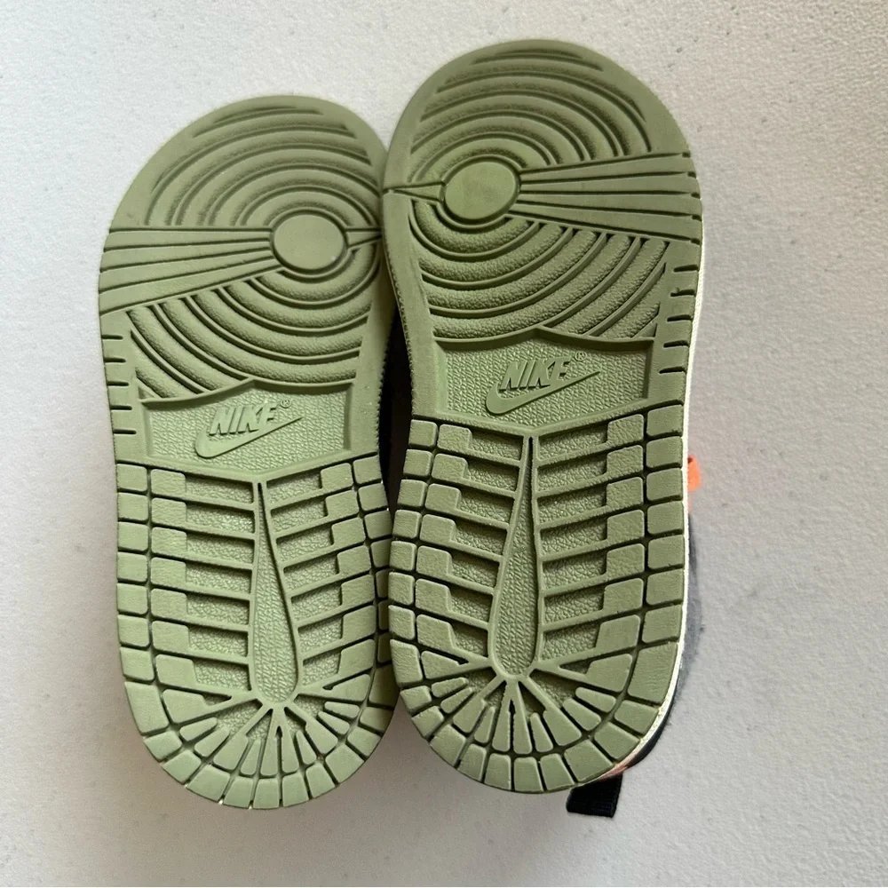 Jordan Mid Sneakers boys